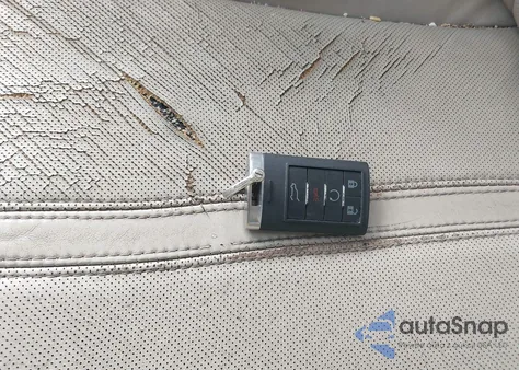 2011 Cadillac Srx Luxury Collection z USA, uszkodzony, nr VIN 3GYFNAEY3BS617298